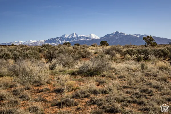 $250,000 | 117 Flat Iron Mesa Road, Unit 46, Moab, UT 84532
