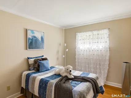 $750,000 | 26 Grandview Terrace, Essex, CT 06426
