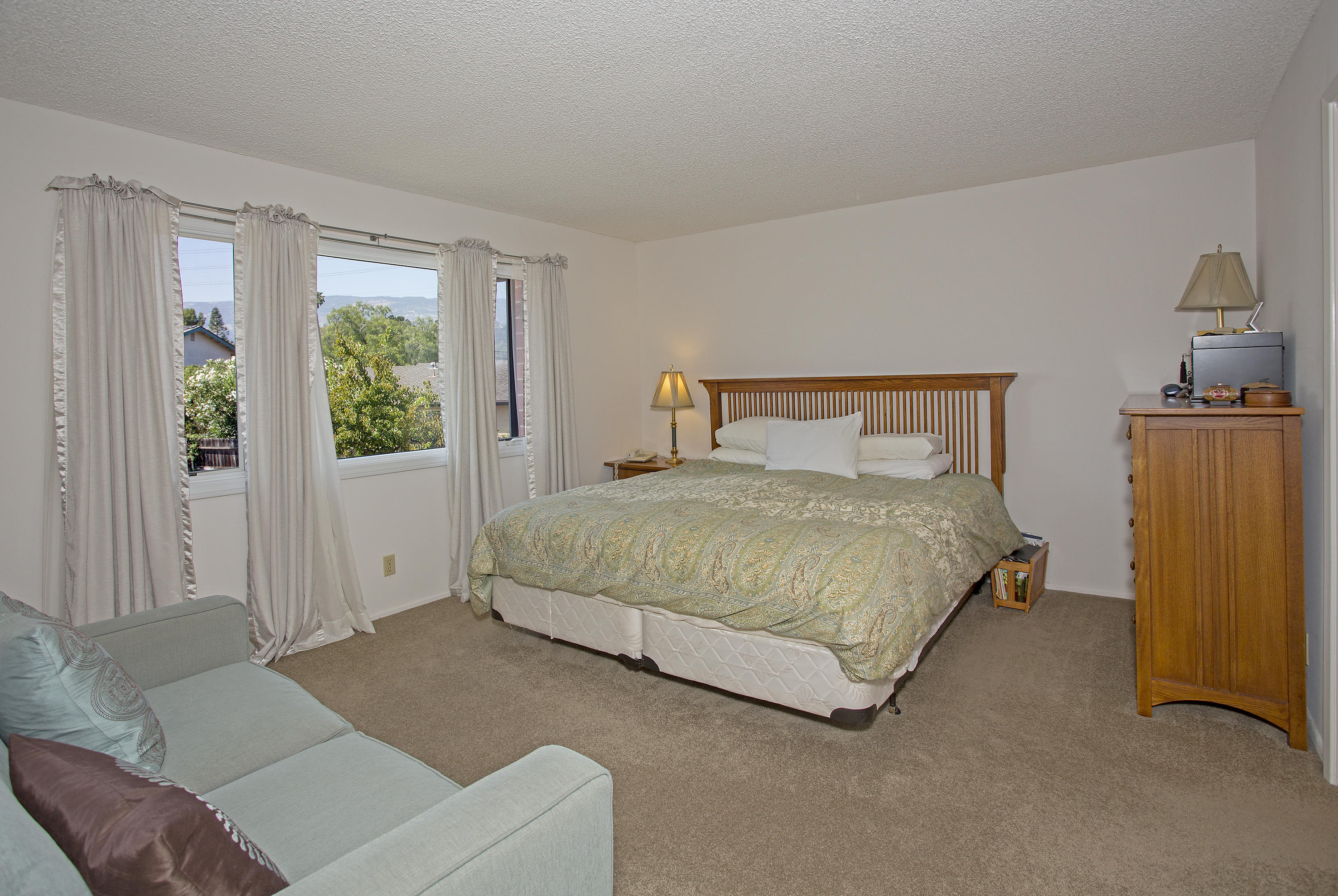 5749 Stow Canyon Road Goleta, CA 93117 - Photo 8 of 15 139h