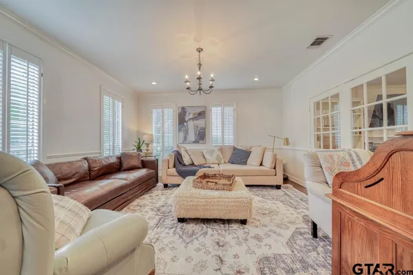 $489,000 | 113 Oak Isle Drive, Longview, TX 75605