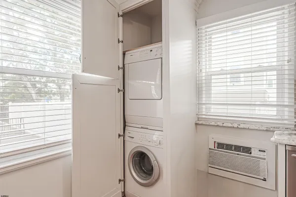 $30,000 | 9506 Ventnor Avenue, Unit 7, Margate City, NJ 08402