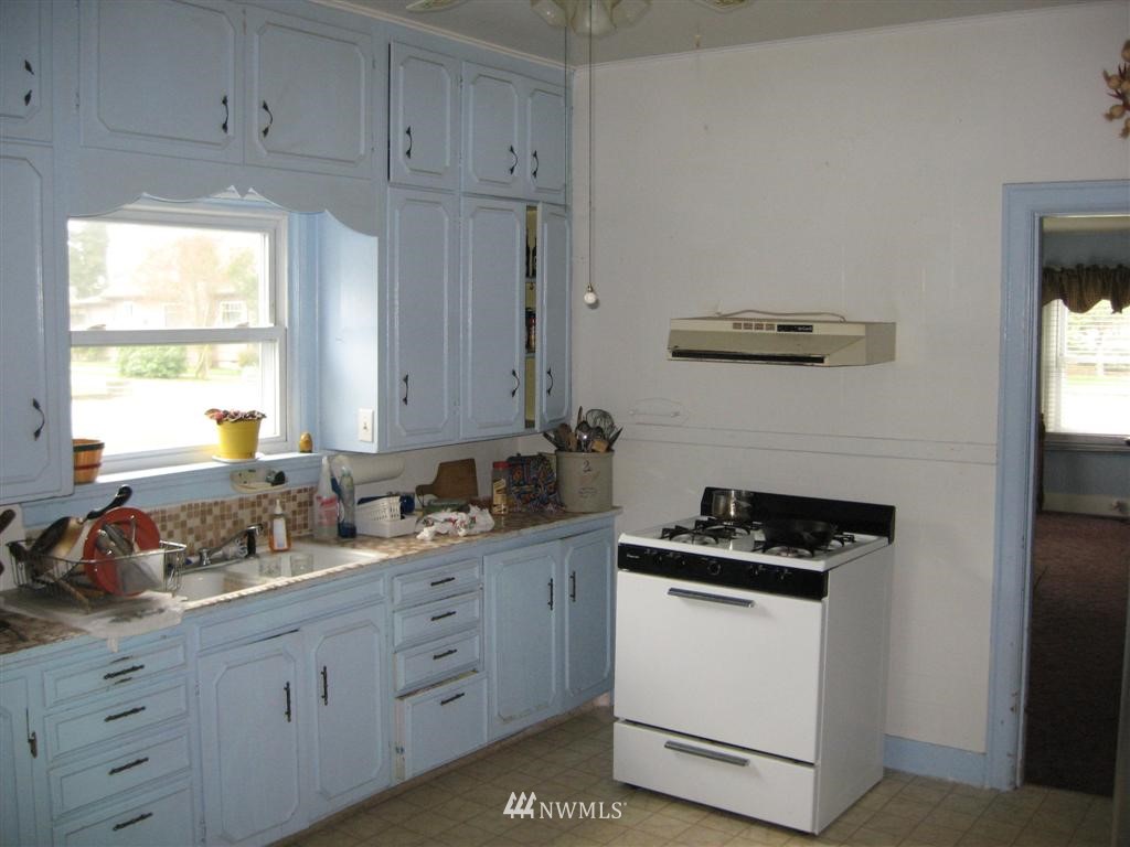 486 Southwest 13th Street Chehalis, WA 98532 - Photo 4 of 10 Gallery Image 4