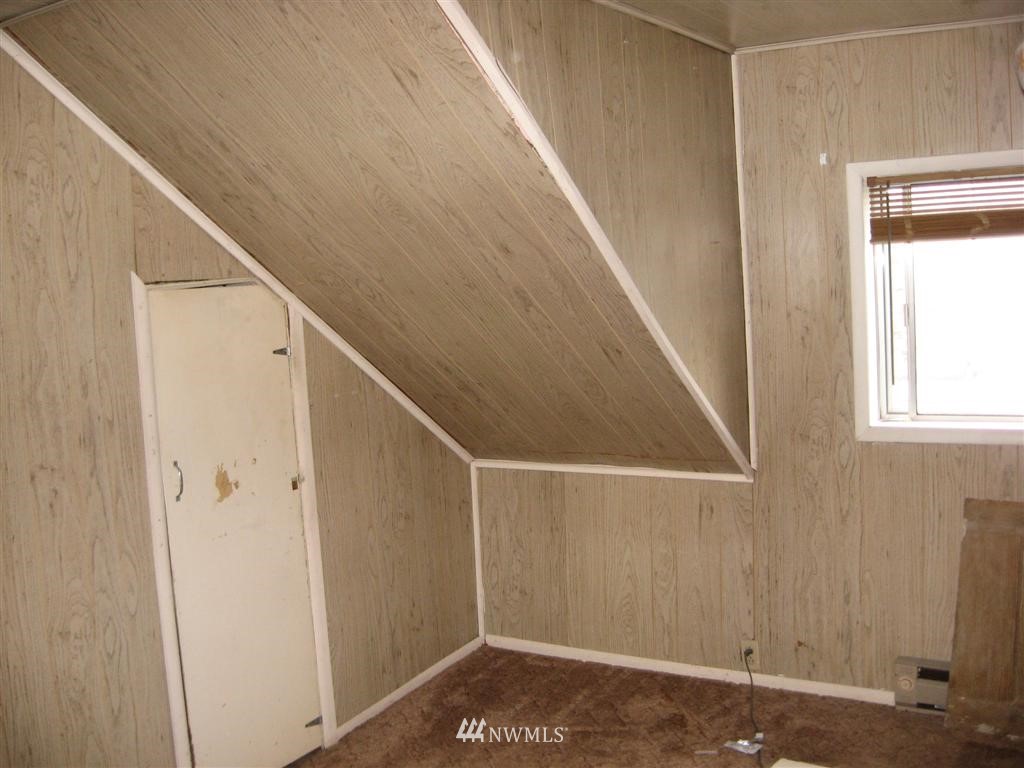 486 Southwest 13th Street Chehalis, WA 98532 - Photo 7 of 10 Gallery Image 7