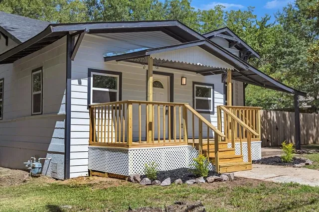 $245,000 | 254 19th Street Southeast, Paris, TX 75460