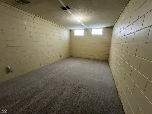 $1,325 | 77 West Westfield Boulevard, Indianapolis, IN 46208