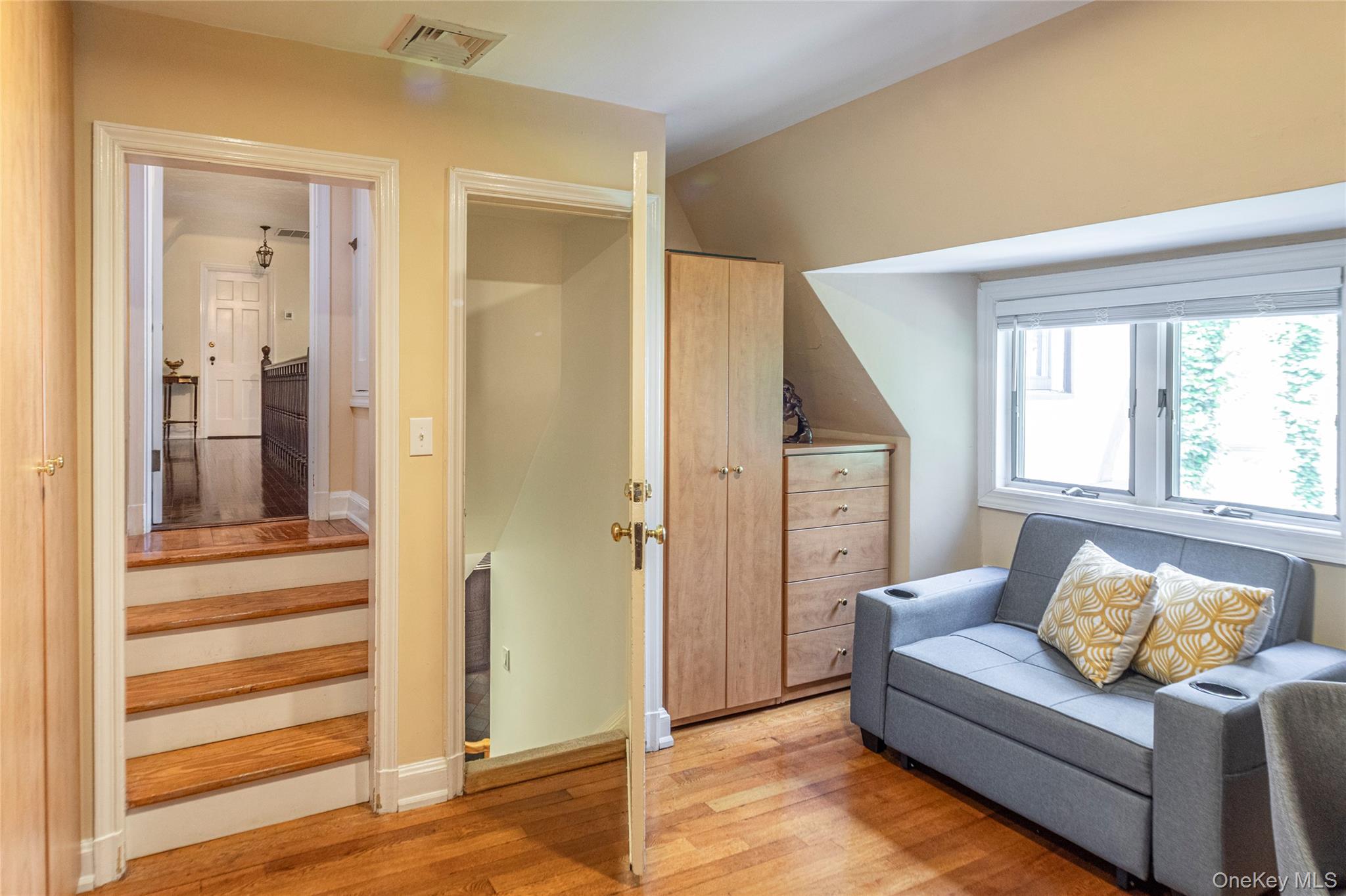 18 Hemlock Road Bronxville, NY 10708 - Photo 19 of 31