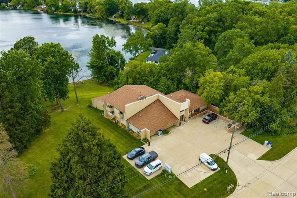 11034 East Grand River Road Brighton, MI 48116 - Photo 57 of 60