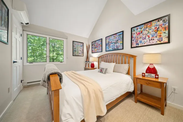 $890,000 | 8 East Birch Road, Unit 103, Stratton, VT 05360