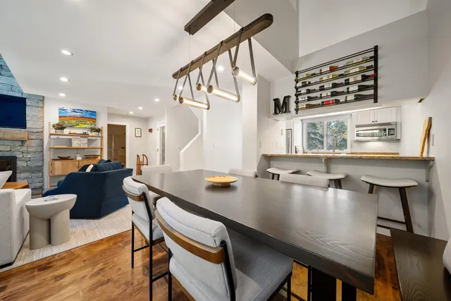 $890,000 | 8 East Birch Road, Unit 103, Stratton, VT 05360