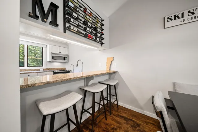 $890,000 | 8 East Birch Road, Unit 103, Stratton, VT 05360