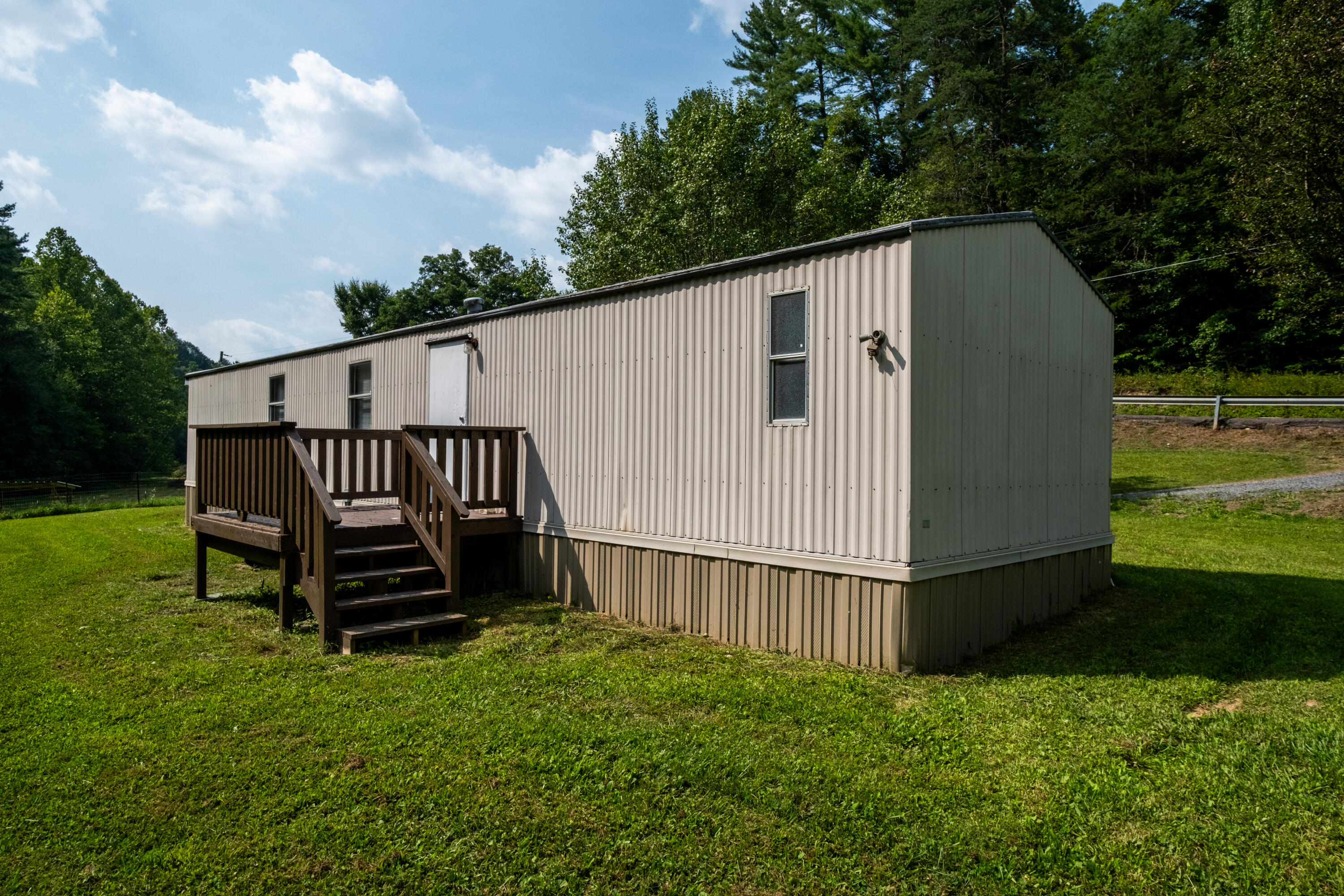 1701 Ryder Church Road Bluff City, TN 37618 - Photo 7 of 35 WBP-Ryder-Church-7