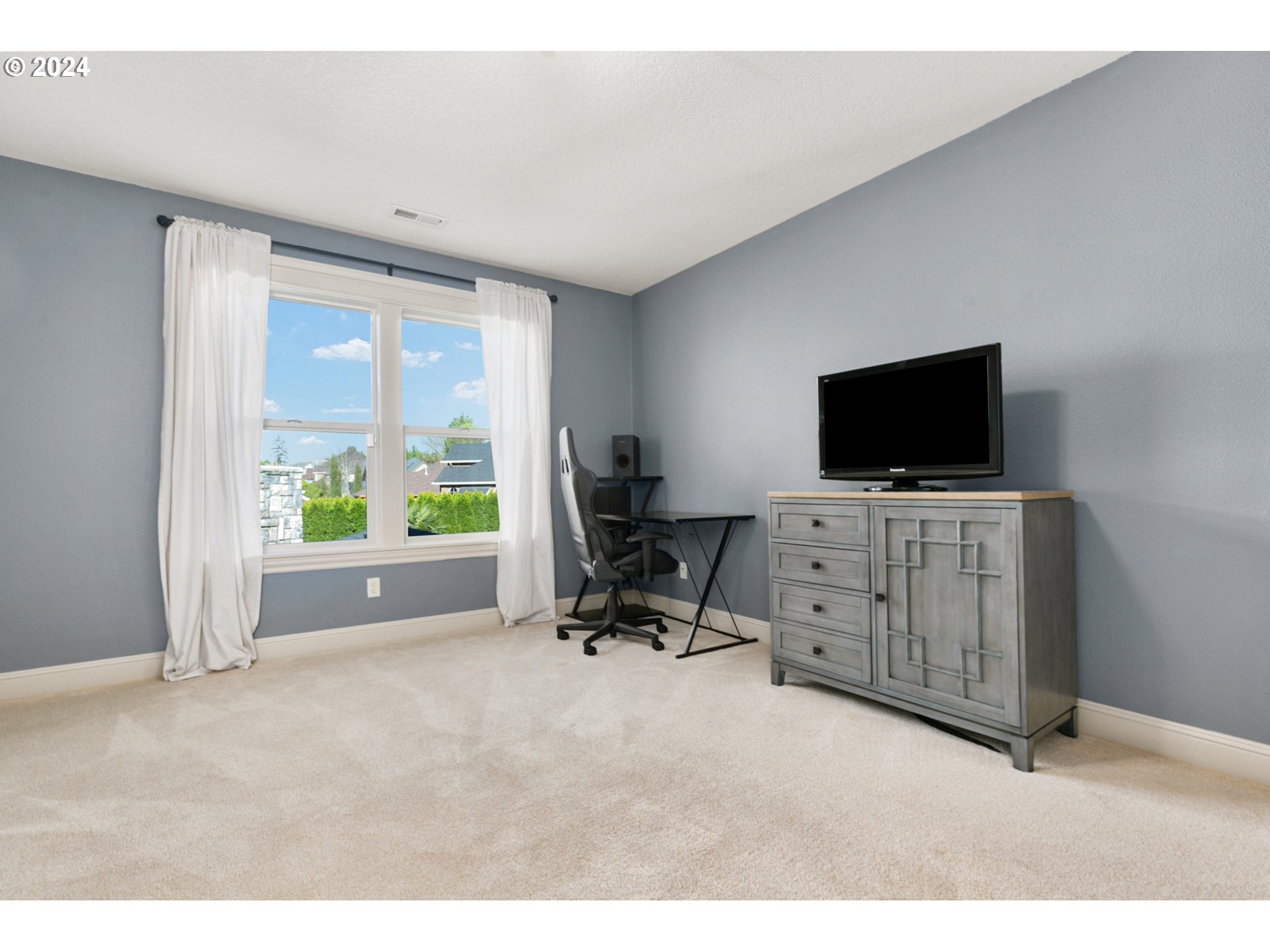 508 Southeast 201st Avenue Camas, WA 98607 - Photo 22 of 41 Bedroom