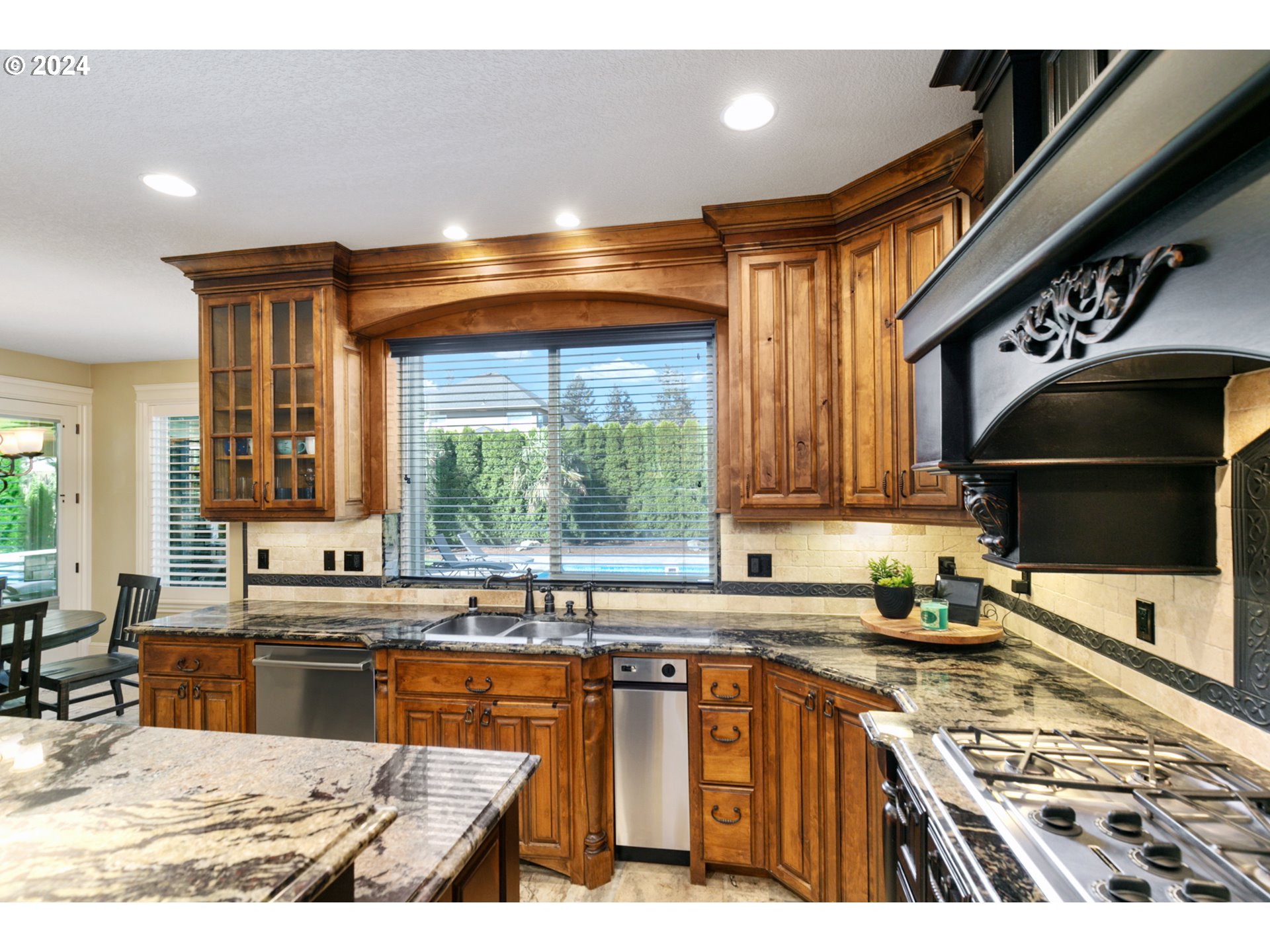 508 Southeast 201st Avenue Camas, WA 98607 - Photo 8 of 41 Gallery Image 8