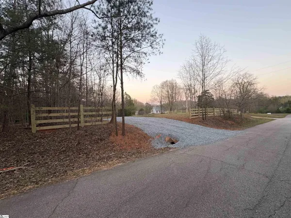 $228,000 | 829 Bramlett Road, Laurens, SC 29360