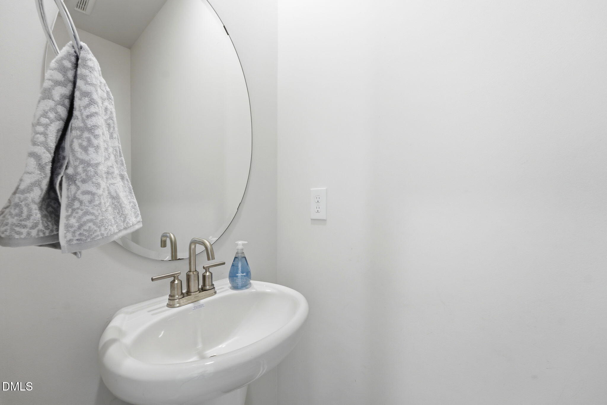 1071 Cherry Stem Road Haw River, NC 27258 - Photo 12 of 30 25-web-or-mls-ROB04916