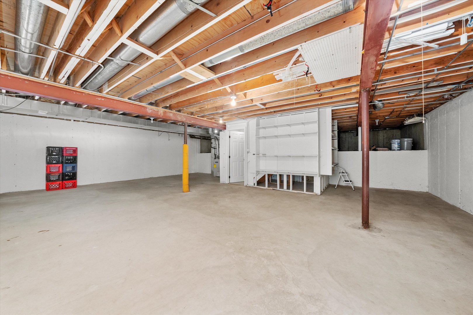 10620 Golf Road Orland Park, IL 60462 - Photo 31 of 42 a view of an empty room