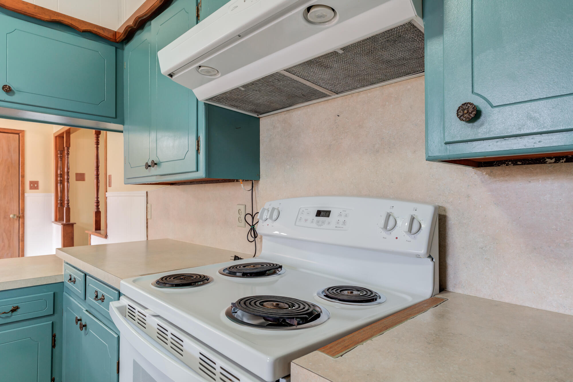 4816 8th Street Lubbock, TX 79416 - Photo 11 of 46 4816-8th-St_Lubbock-TX_14_Kitchen