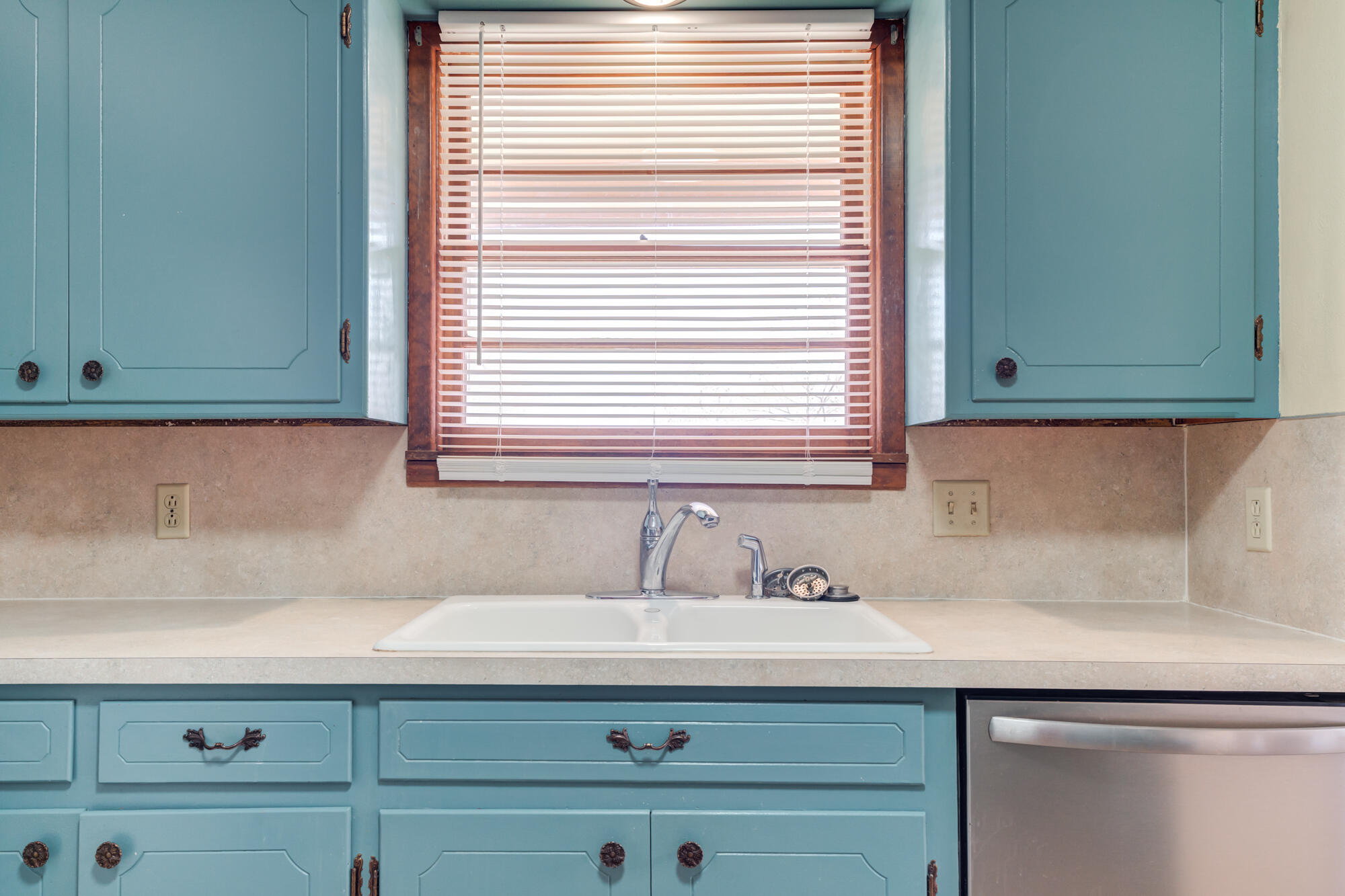 4816 8th Street Lubbock, TX 79416 - Photo 13 of 46 4816-8th-St_Lubbock-TX_16_Kitchen