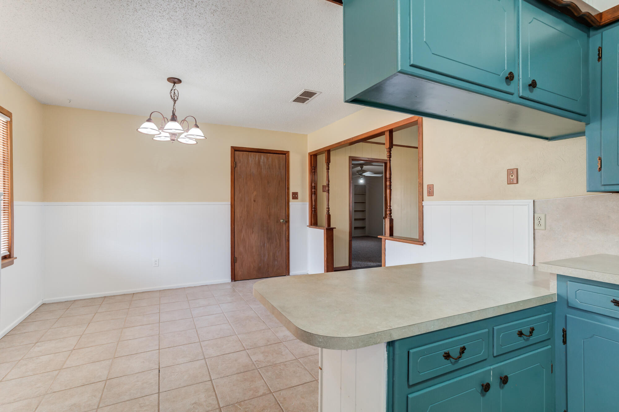4816 8th Street Lubbock, TX 79416 - Photo 15 of 46 4816-8th-St_Lubbock-TX_18_Kitchen