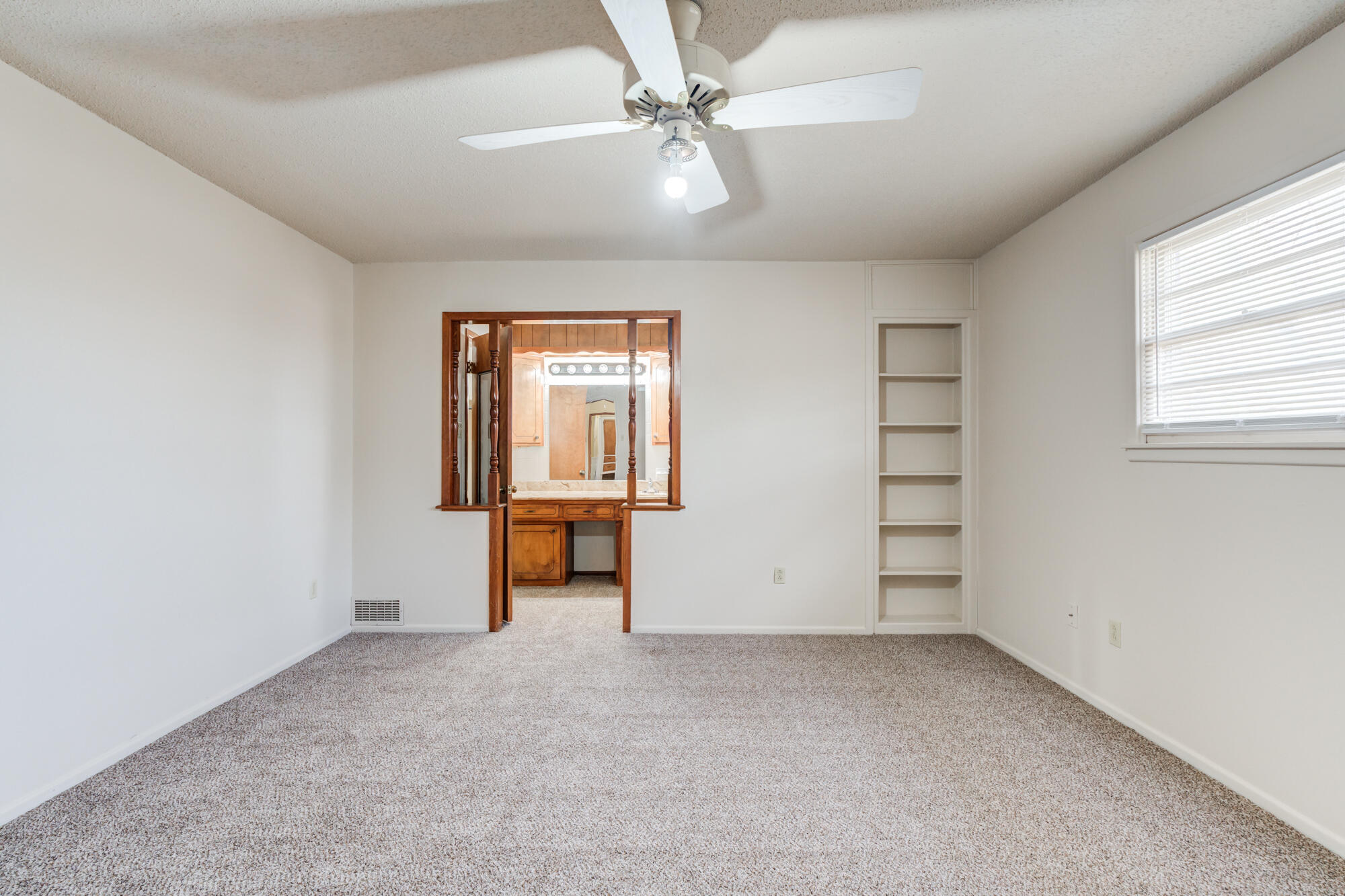 4816 8th Street Lubbock, TX 79416 - Photo 30 of 46 4816-8th-St_Lubbock-TX_35_Primary-Bedroo