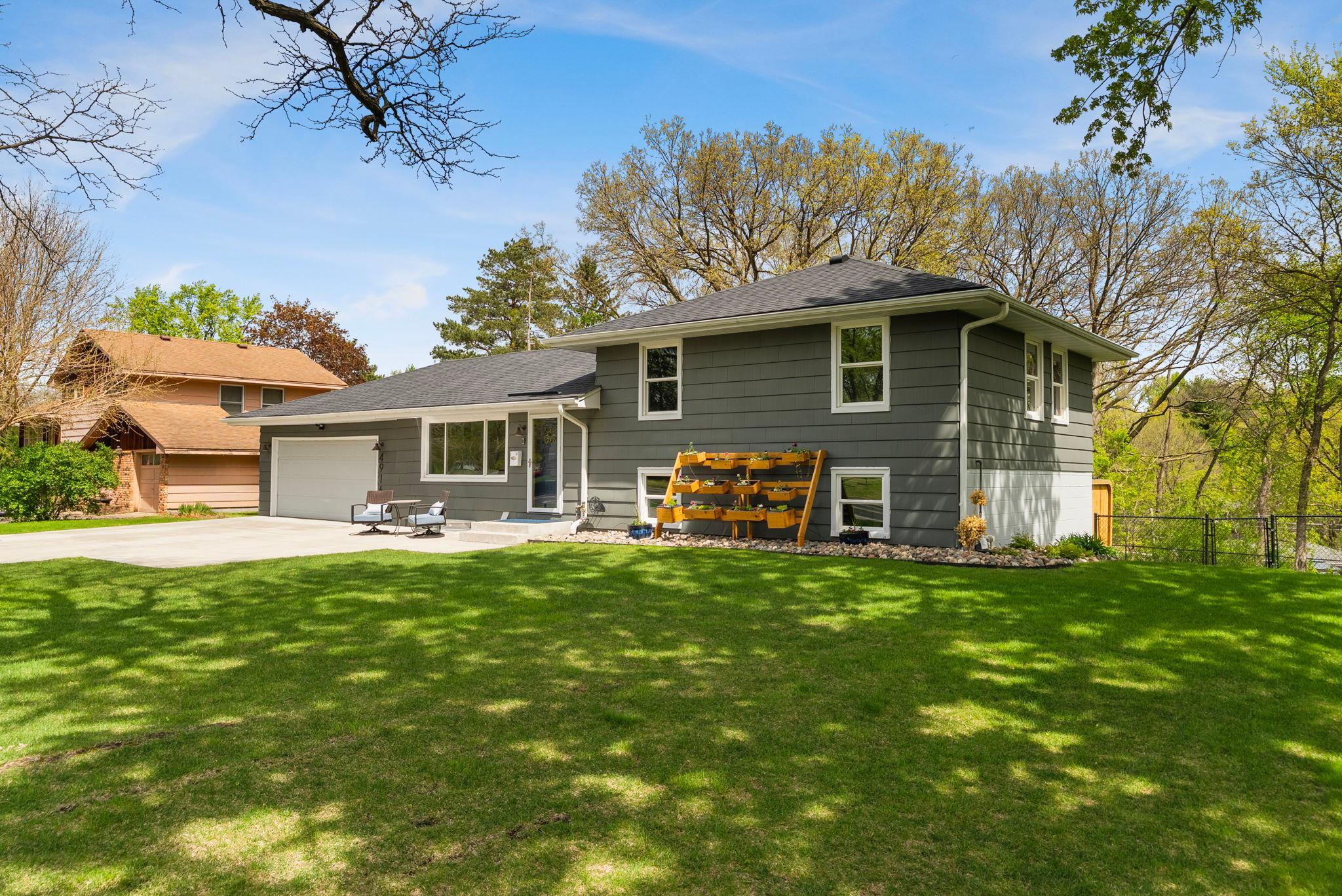 4916 Overlook Drive Bloomington, MN 55437 - Photo 47 of 54