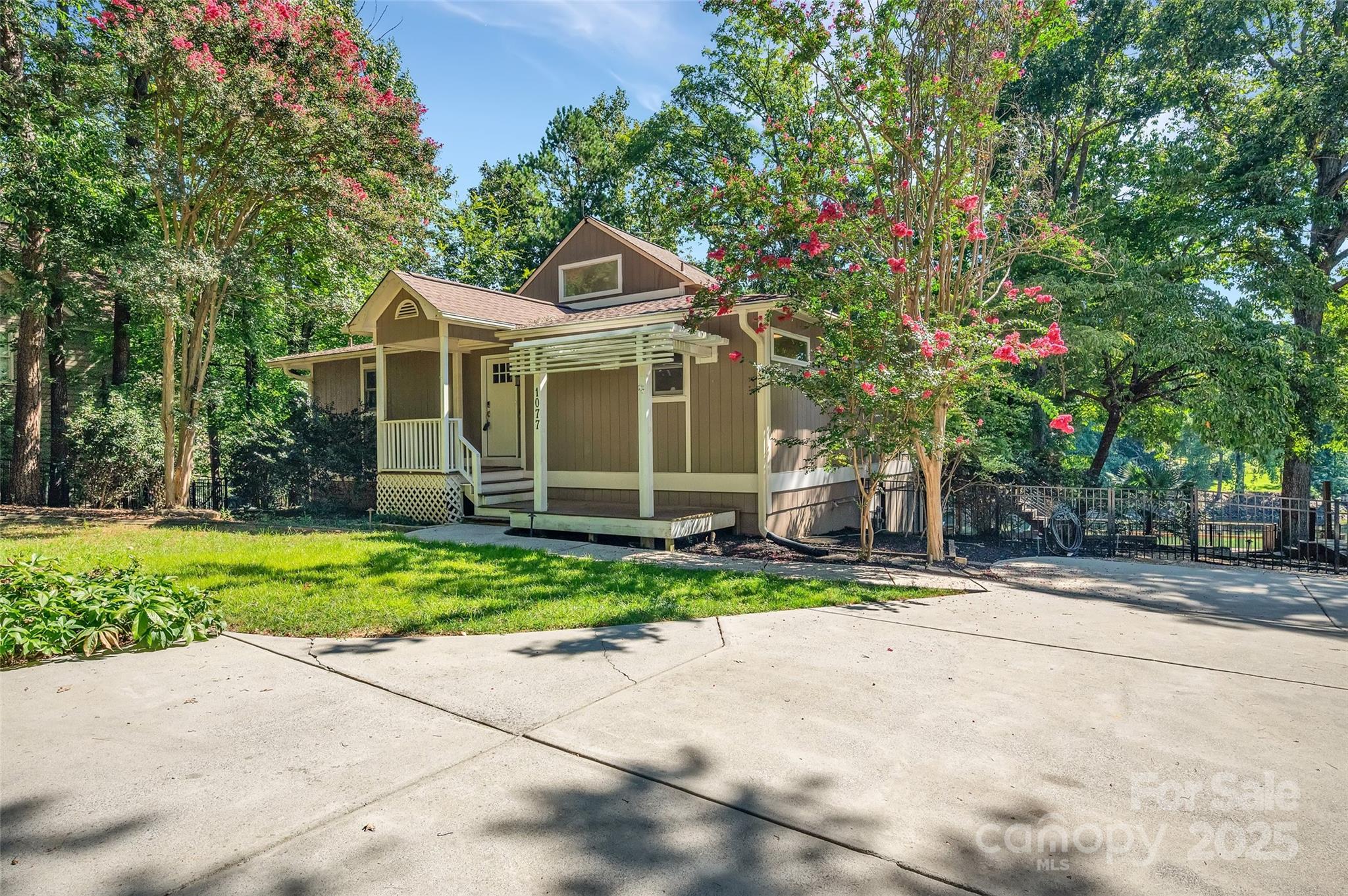 1077 Gauguin Lane Tega Cay, SC 29708 - Photo 30 of 38