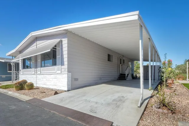 $289,000 | 2130 Sunset Drive, Unit 134, Vista, CA 92081