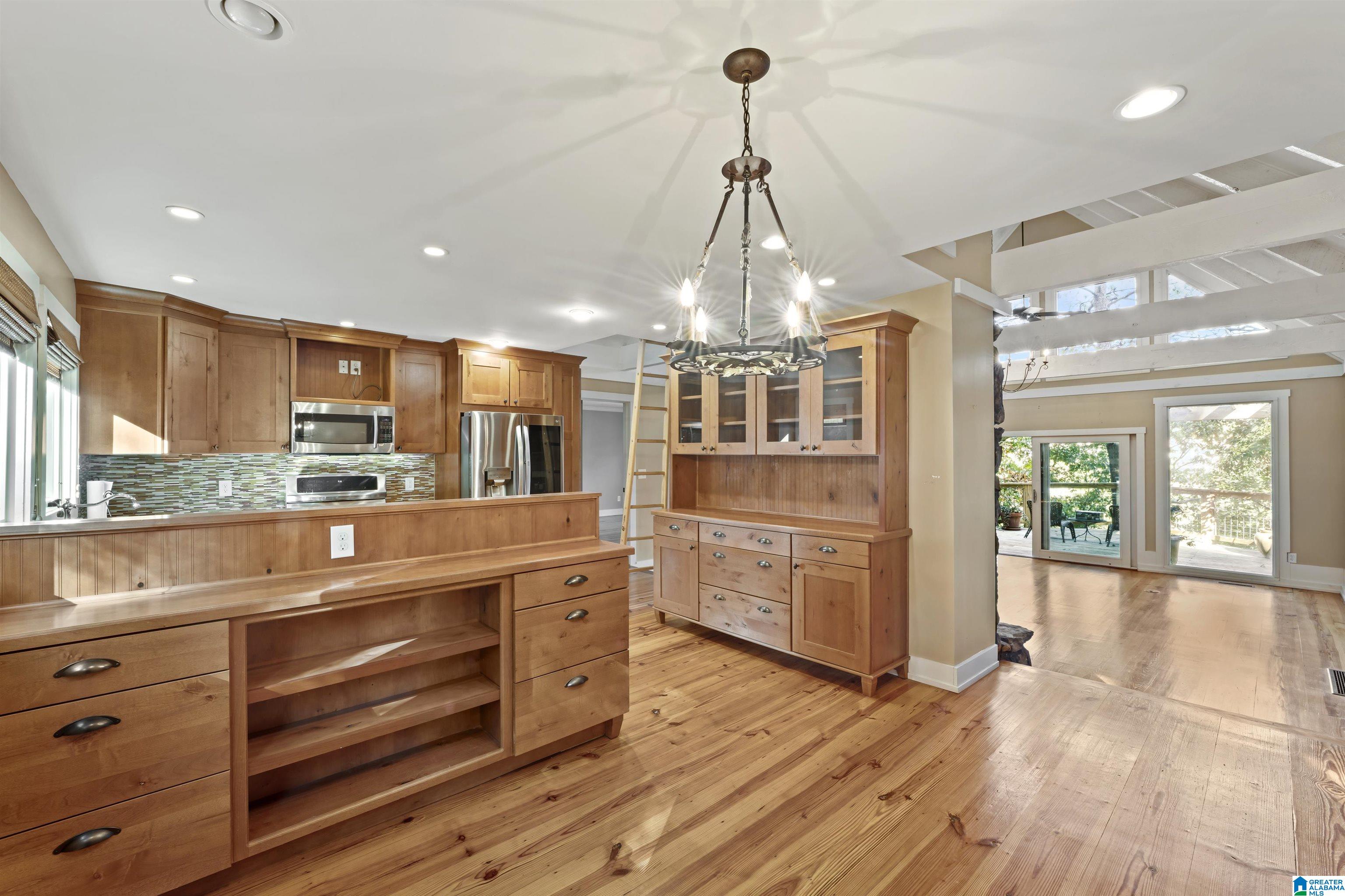 2440 Chuchura Road Birmingham, AL 35244 - Photo 8 of 47