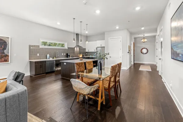 $3,375 | 1224 2nd Avenue South, Unit 202, Nashville, TN 37210