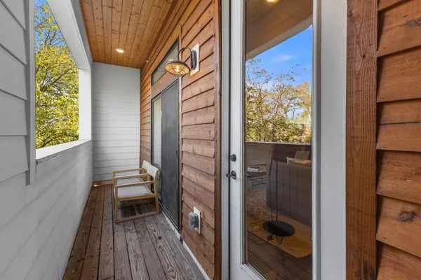 $3,375 | 1224 2nd Avenue South, Unit 202, Nashville, TN 37210