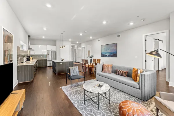 $3,375 | 1224 2nd Avenue South, Unit 202, Nashville, TN 37210