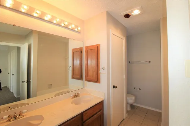 $1,850 | 2309 Lakeshore Lane, Rowlett, TX 75088