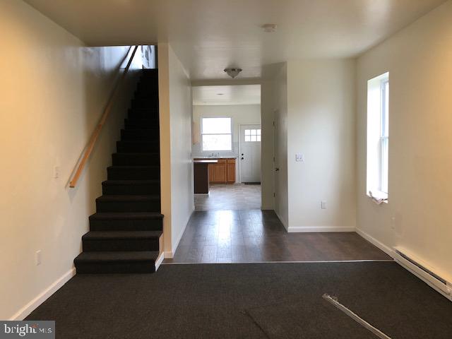328 Rutherford Avenue Trenton, NJ 08618 - Photo 5 of 23 Gallery Image 5