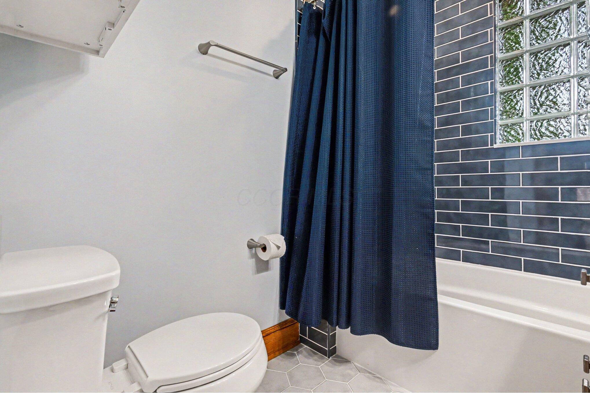 162 Northridge Road Columbus, OH 43214 - Photo 29 of 42