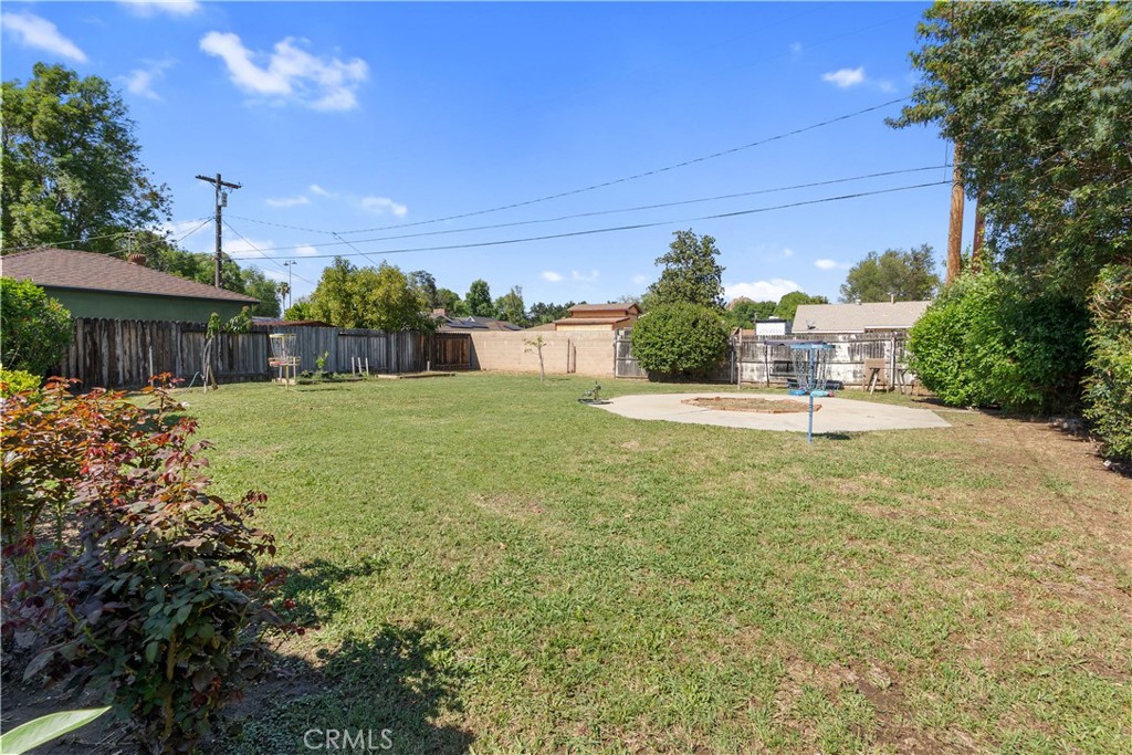 4715 Oakwood Place Riverside, CA 92506 - Photo 28 of 36