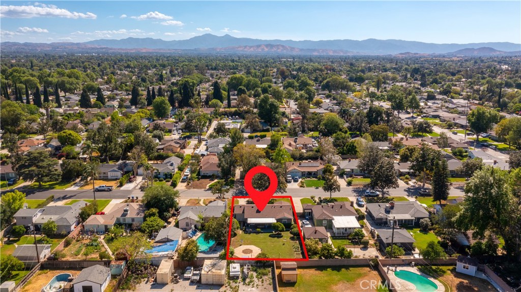 4715 Oakwood Place Riverside, CA 92506 - Photo 33 of 36