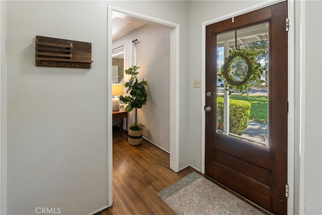 4715 Oakwood Place Riverside, CA 92506 - Photo 9 of 36