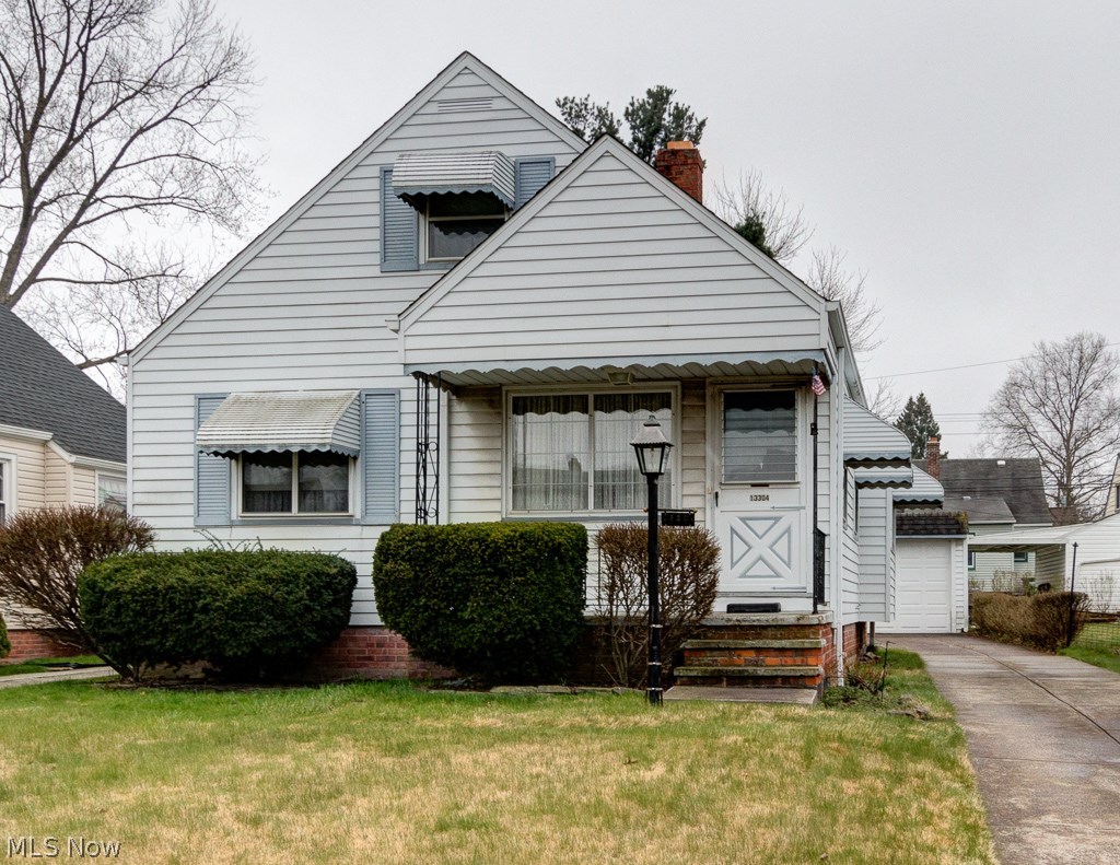 13304 Havana Road Cleveland, OH 44125 - Photo 2 of 21