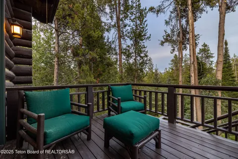 $6,500,000 | 1050 Blue Dun Lane, Wilson, WY 83014