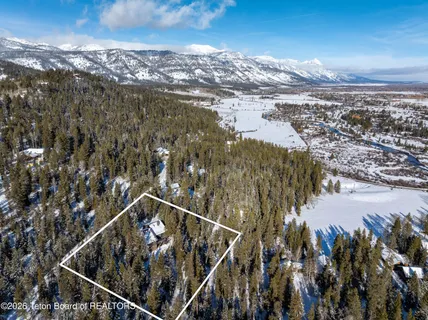 $6,500,000 | 1050 Blue Dun Lane, Wilson, WY 83014