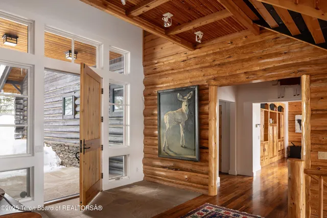 $6,500,000 | 1050 Blue Dun Lane, Wilson, WY 83014