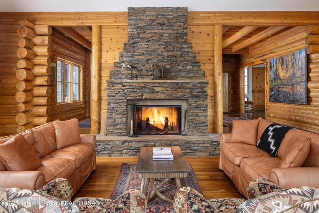 $6,500,000 | 1050 Blue Dun Lane, Wilson, WY 83014