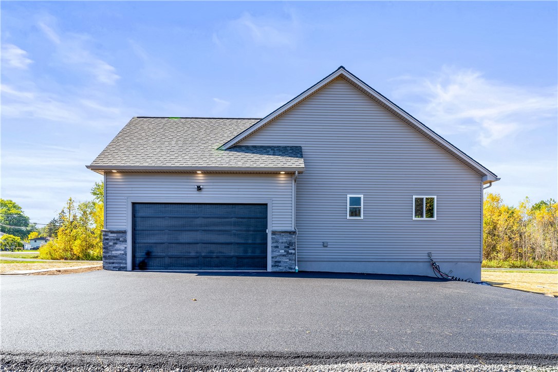 66 Parma Center Road Parma, NY 14468 - Photo 8 of 50