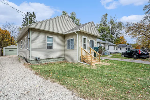 $165,000 | 352 Hillside Avenue, Jackson, MI 49203