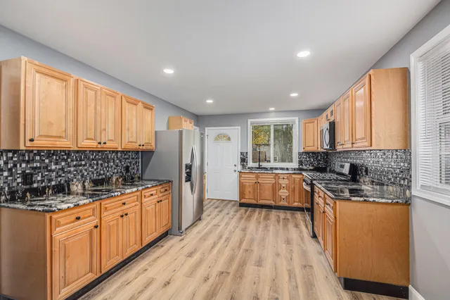 $165,000 | 352 Hillside Avenue, Jackson, MI 49203