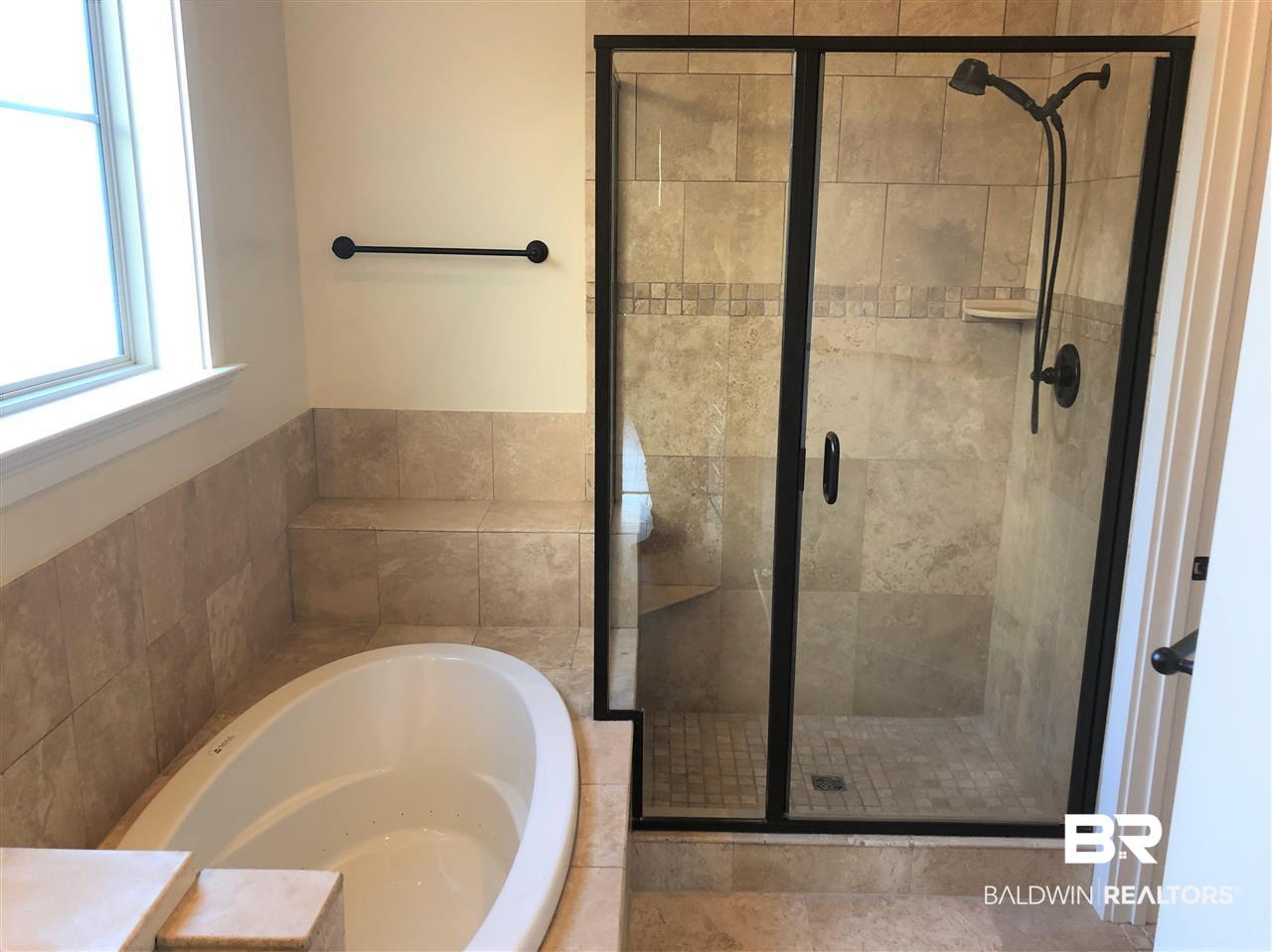 7143 Penbridge Avenue Fairhope, AL 36532 - Photo 8 of 38 Master Bathroom
