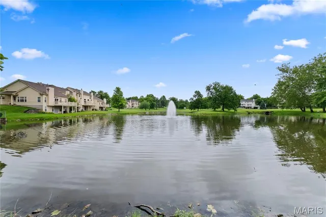 $209,900 | 12107 Autumn Lakes Drive, Maryland Heights, MO 63043