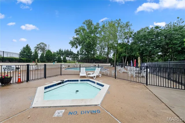 $209,900 | 12107 Autumn Lakes Drive, Maryland Heights, MO 63043