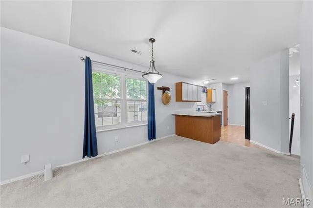 $209,900 | 12107 Autumn Lakes Drive, Maryland Heights, MO 63043