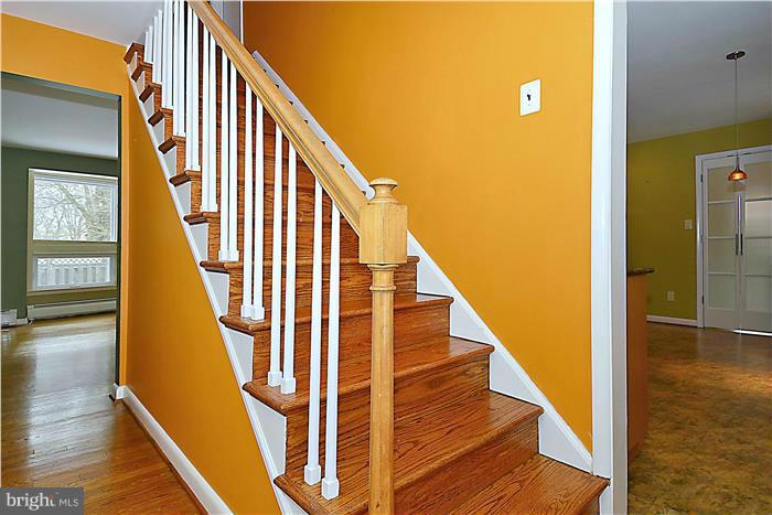 807 Jackson Road Silver Spring, MD 20904 - Photo 14 of 29 Interior (General)